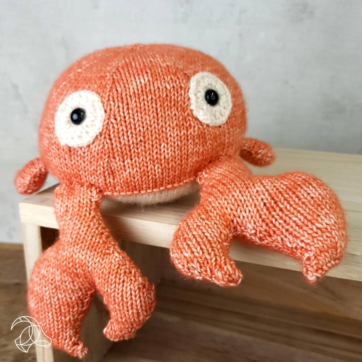 Hardicraft USA DIY Knitting Kit - Karel Crab Knitting Kits