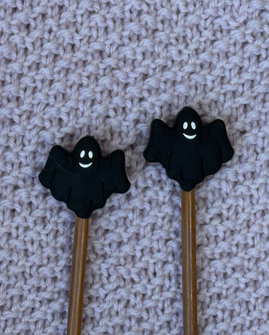 Mountaintop Yarn Black Ghost - Point Protectors Point Protectors