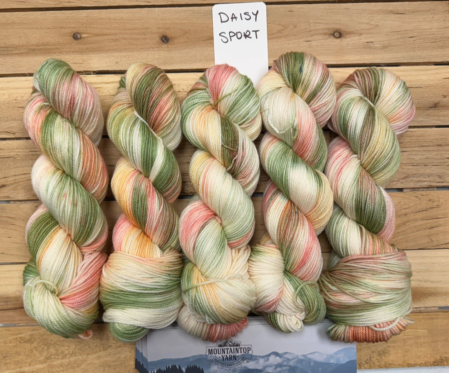 Mountaintop Yarn Daisy Sport Bouquet Toss Yarn