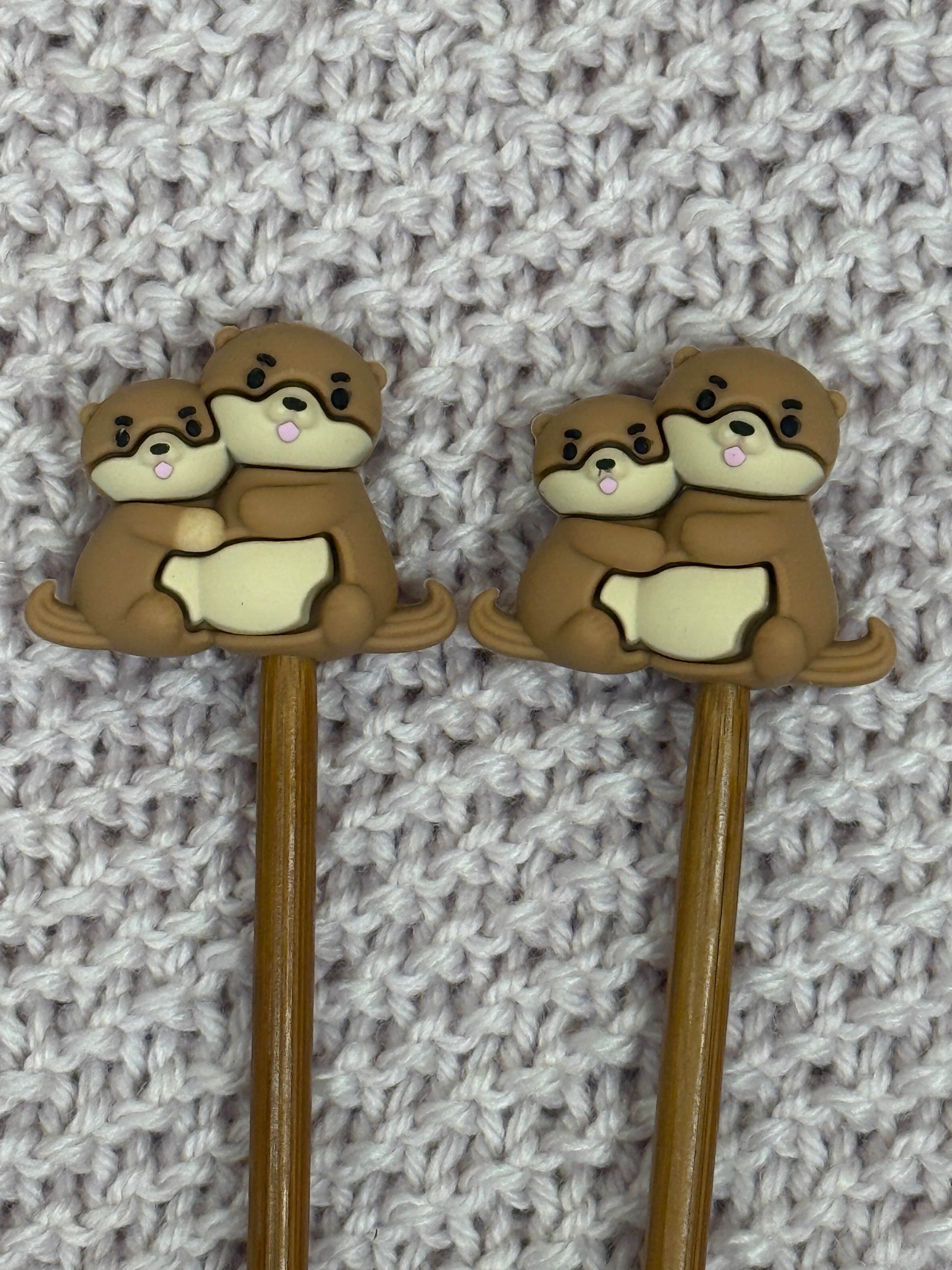 Mountaintop Yarn Mama Beaver with Baby - Point Protectors Point Protectors