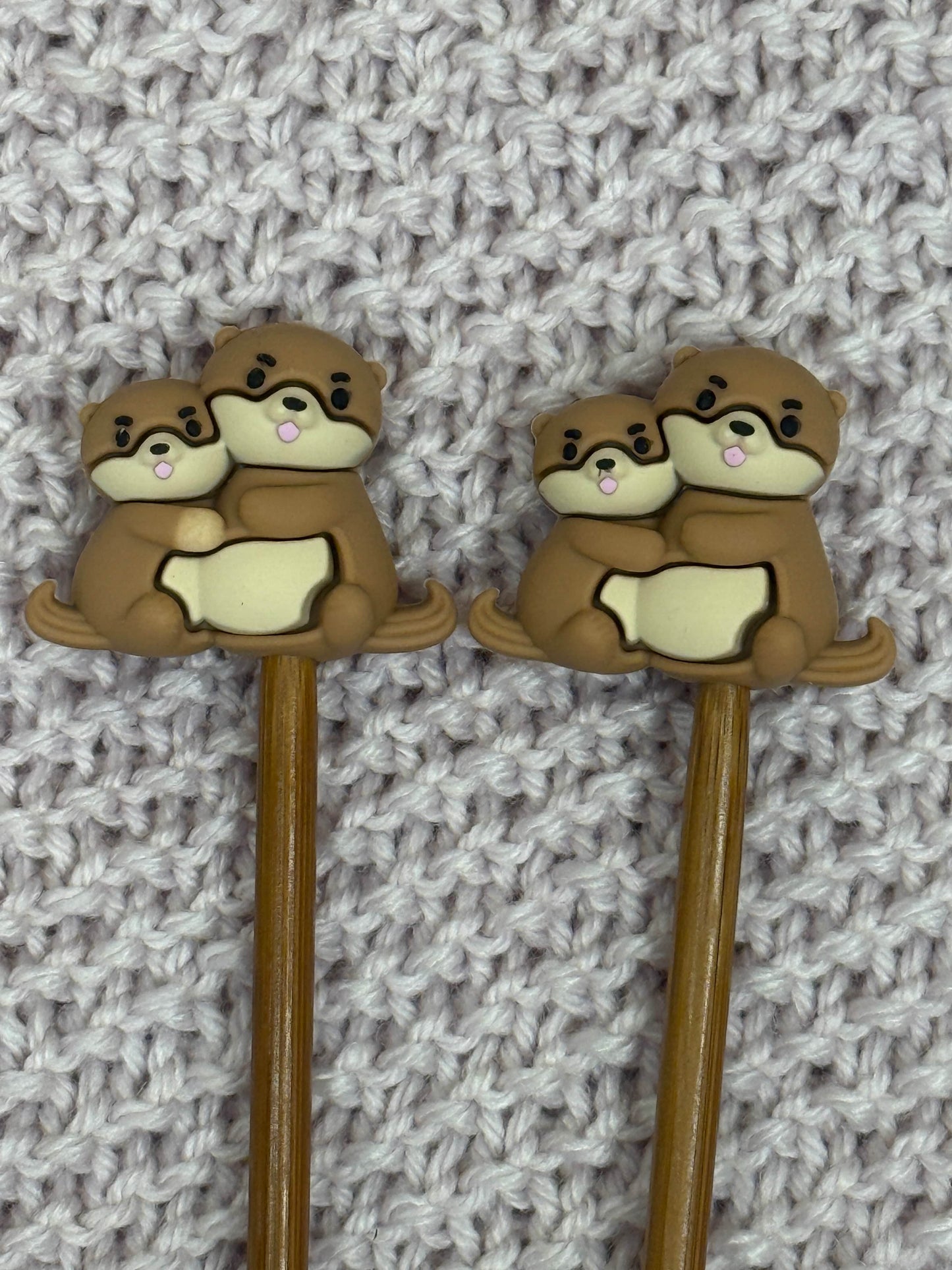 Mountaintop Yarn Mama Beaver with Baby - Point Protectors Point Protectors