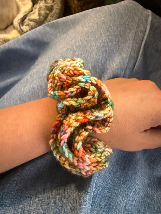 Mountaintop Yarn The Market Scrunchie - Digital Pattern Patterns