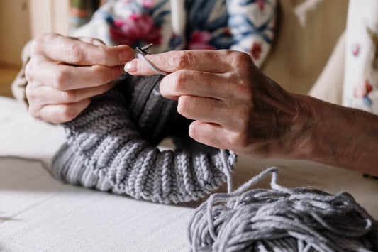 How to Knit: The Absolute Beginners Guide