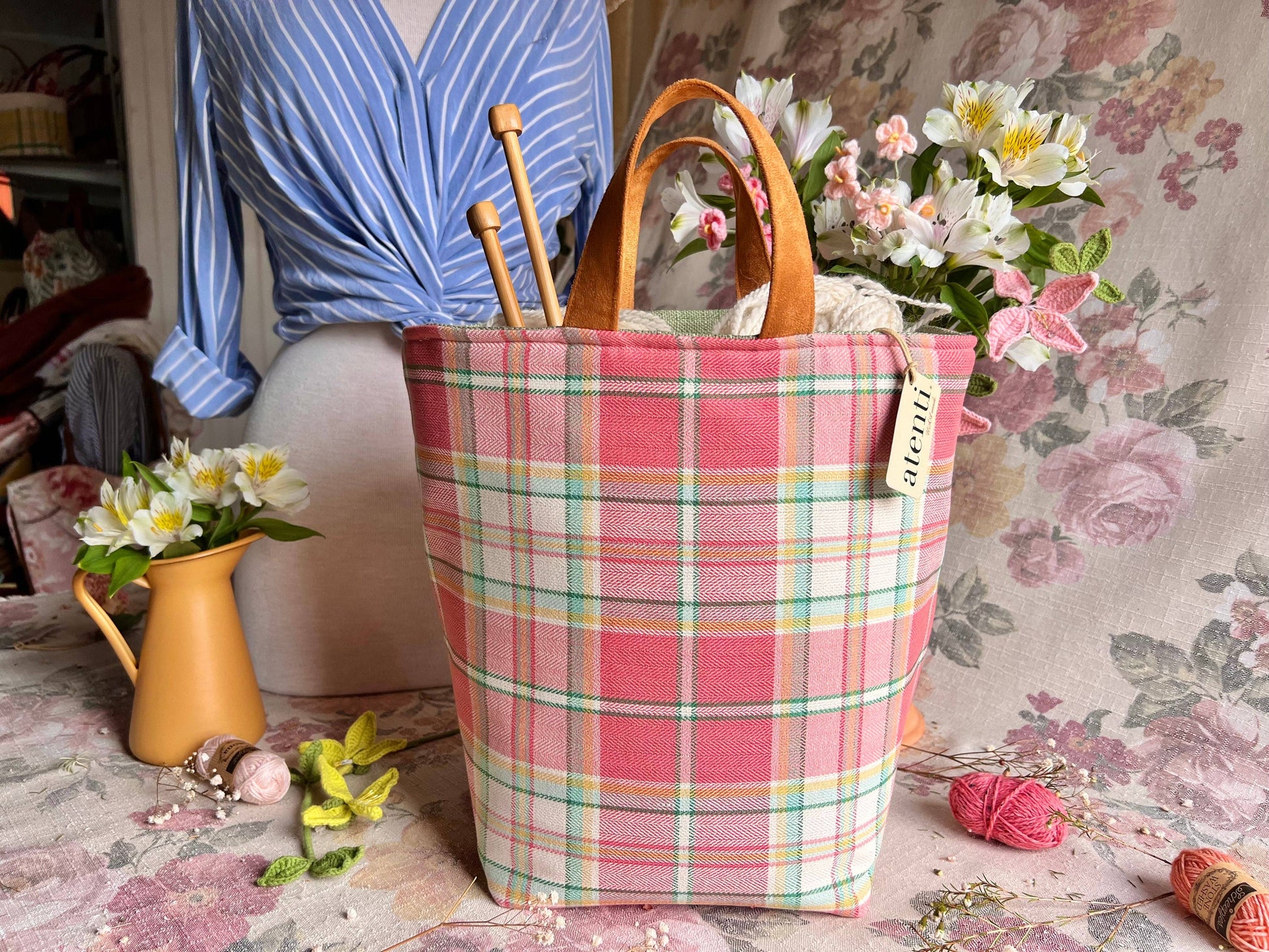 Atenti Bubblegum Hope Basket Project Bags