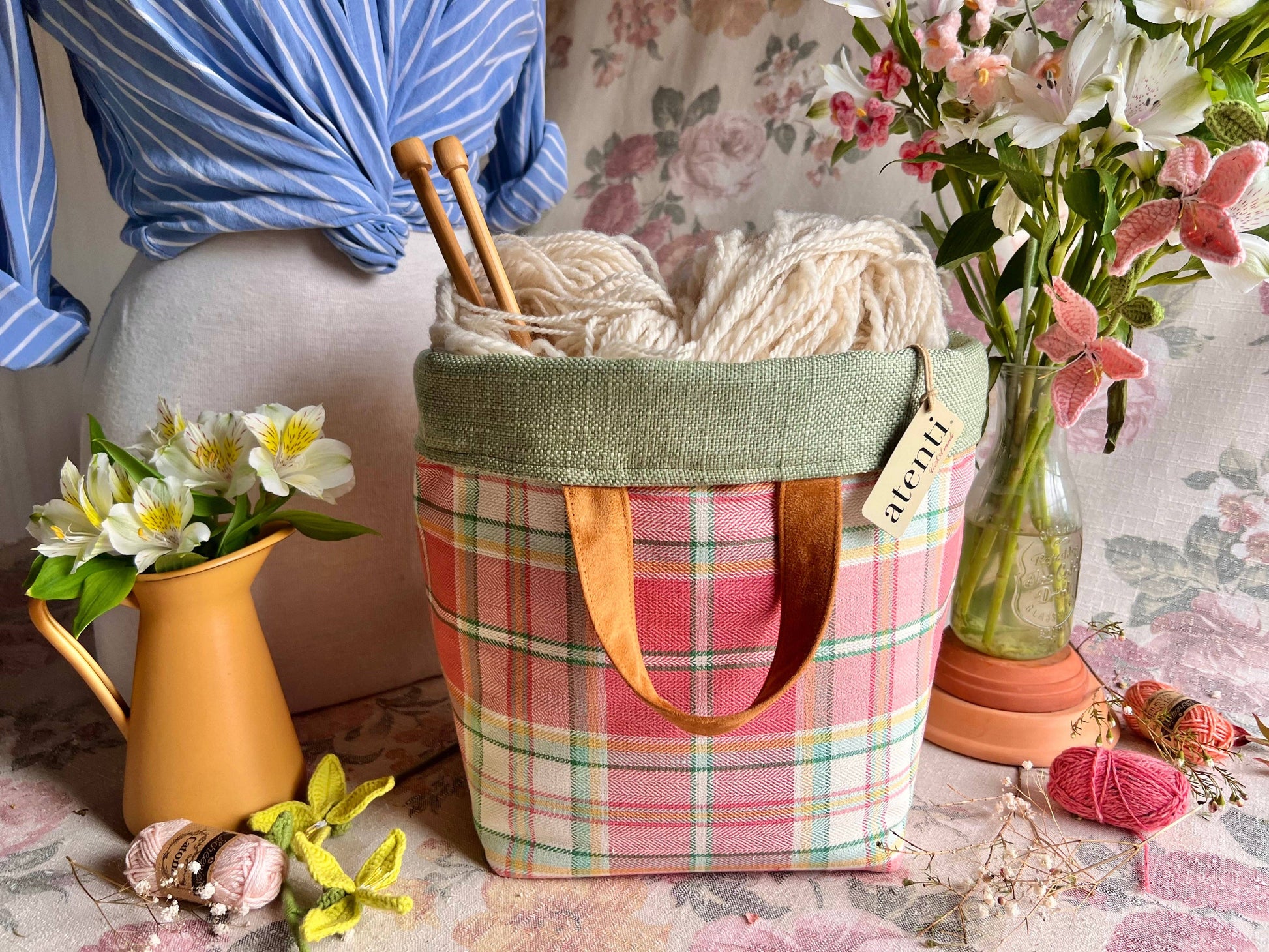 Atenti Bubblegum Hope Basket Project Bags