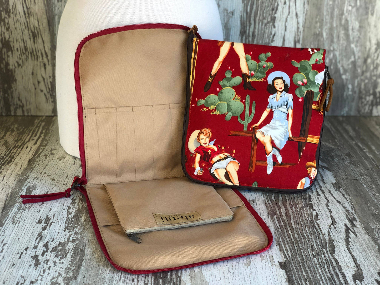 Atenti Cowgirl Red Combo Case Notion Pouches