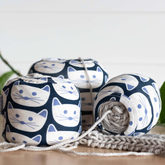 binkwaffle Kitty Yarn Cozy Bags