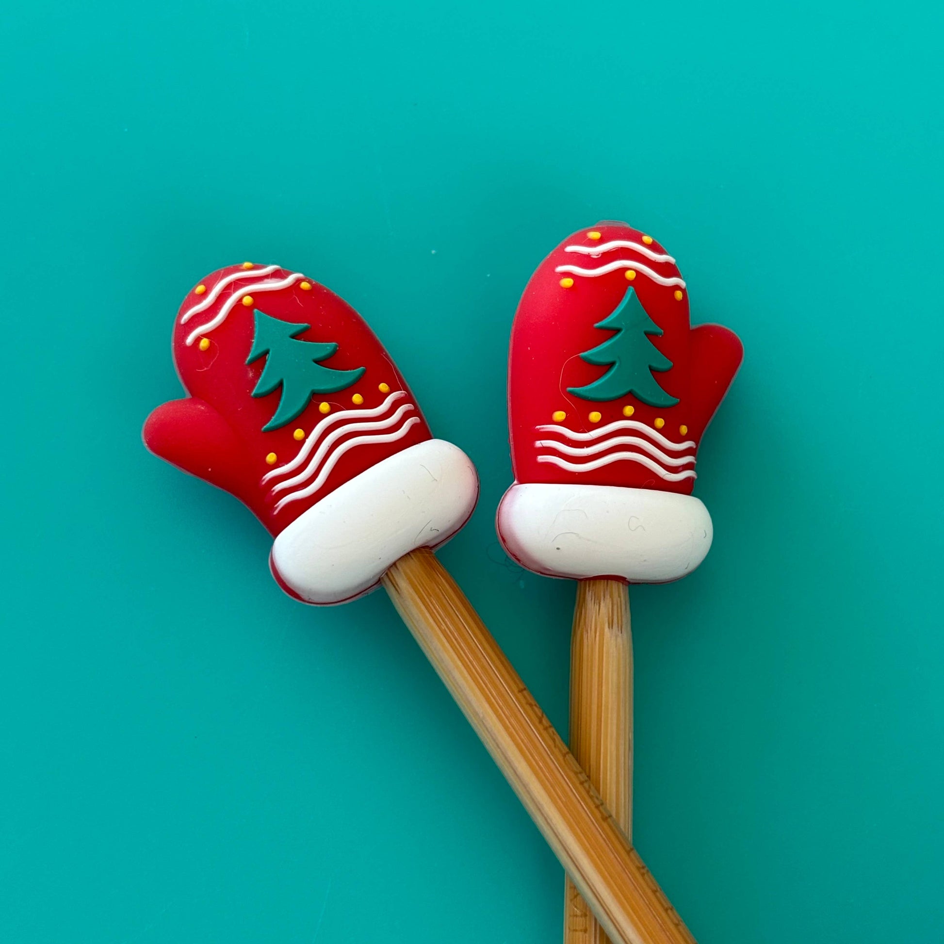 Comma Craft Co Red Christmas Tree Mittens - Point Protectors Point Protectors