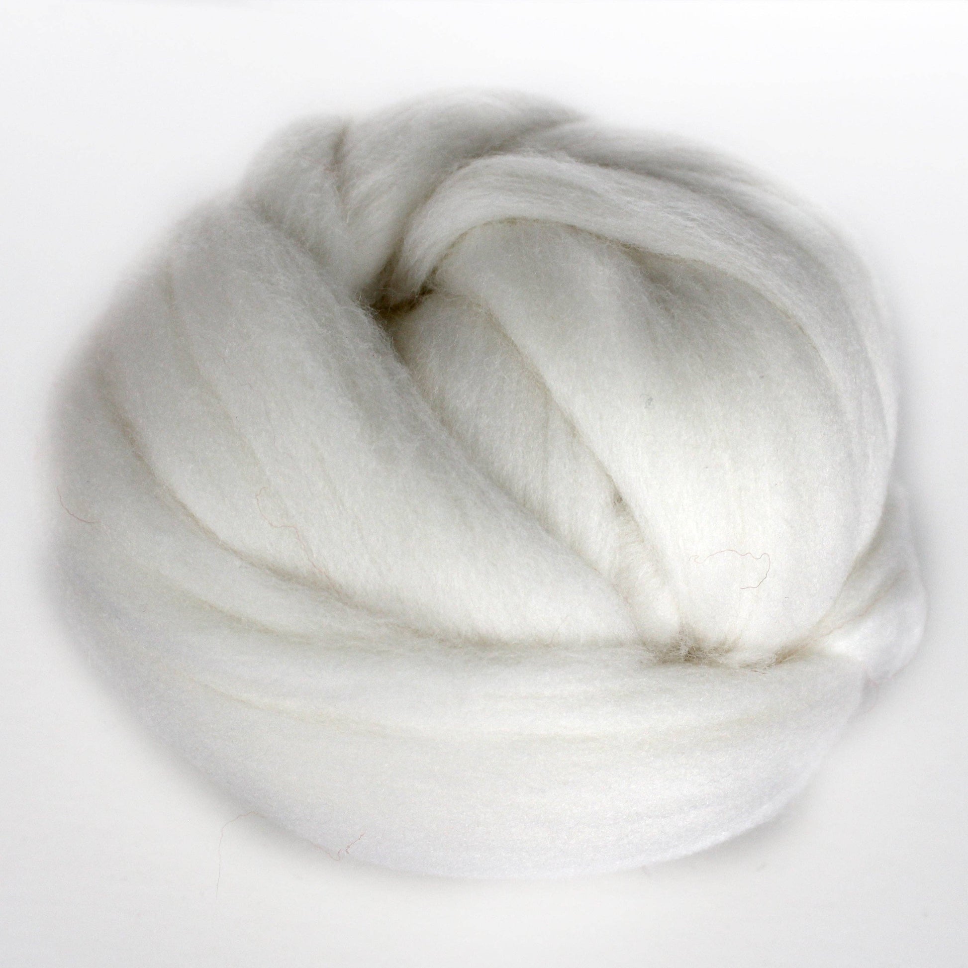 Exotic Fiber Frost - Merino Wool Roving Nest – 1 oz Roving