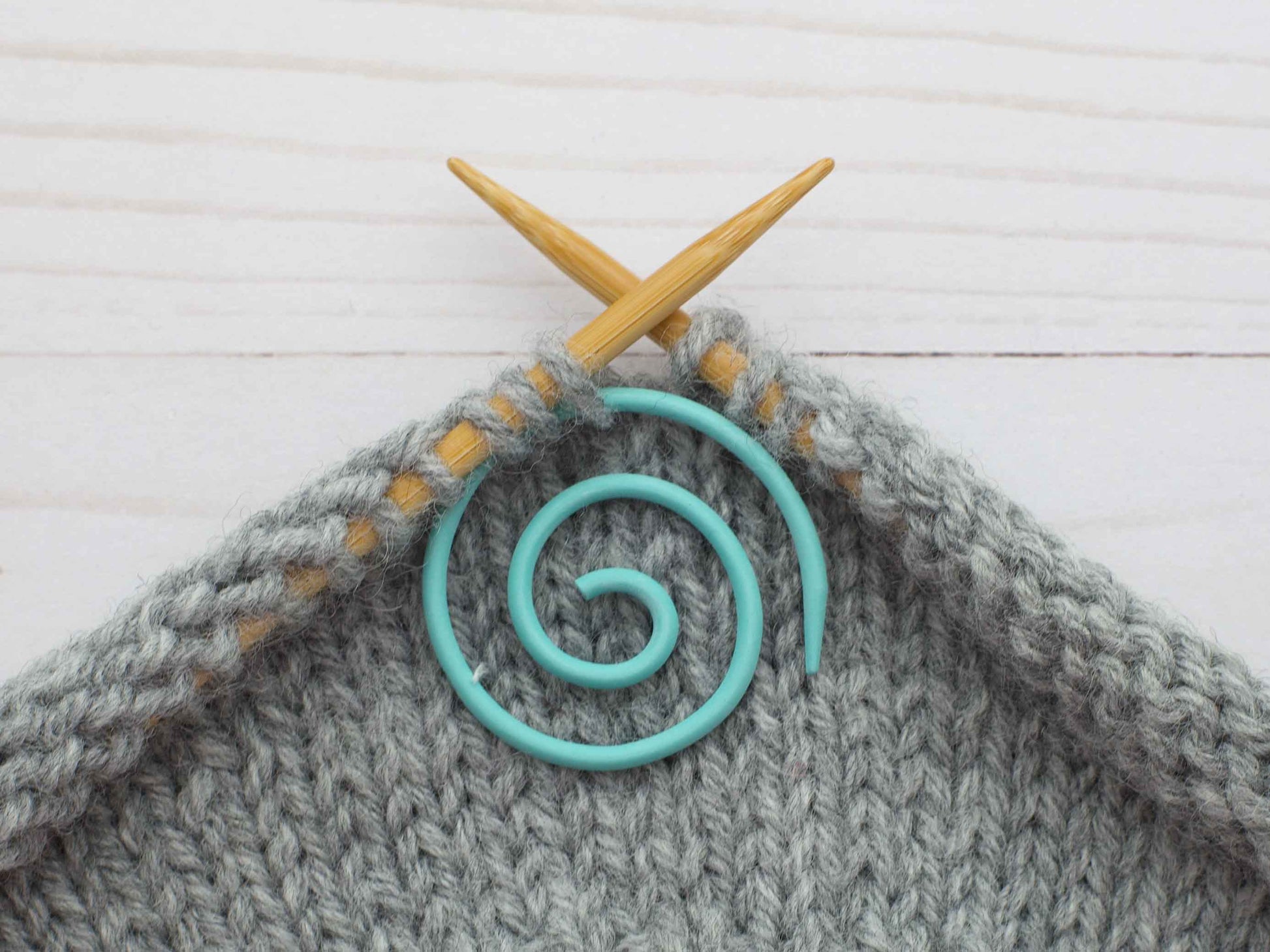 Fox & Pine Stitches Colorful Spiral Cable Needle Needles