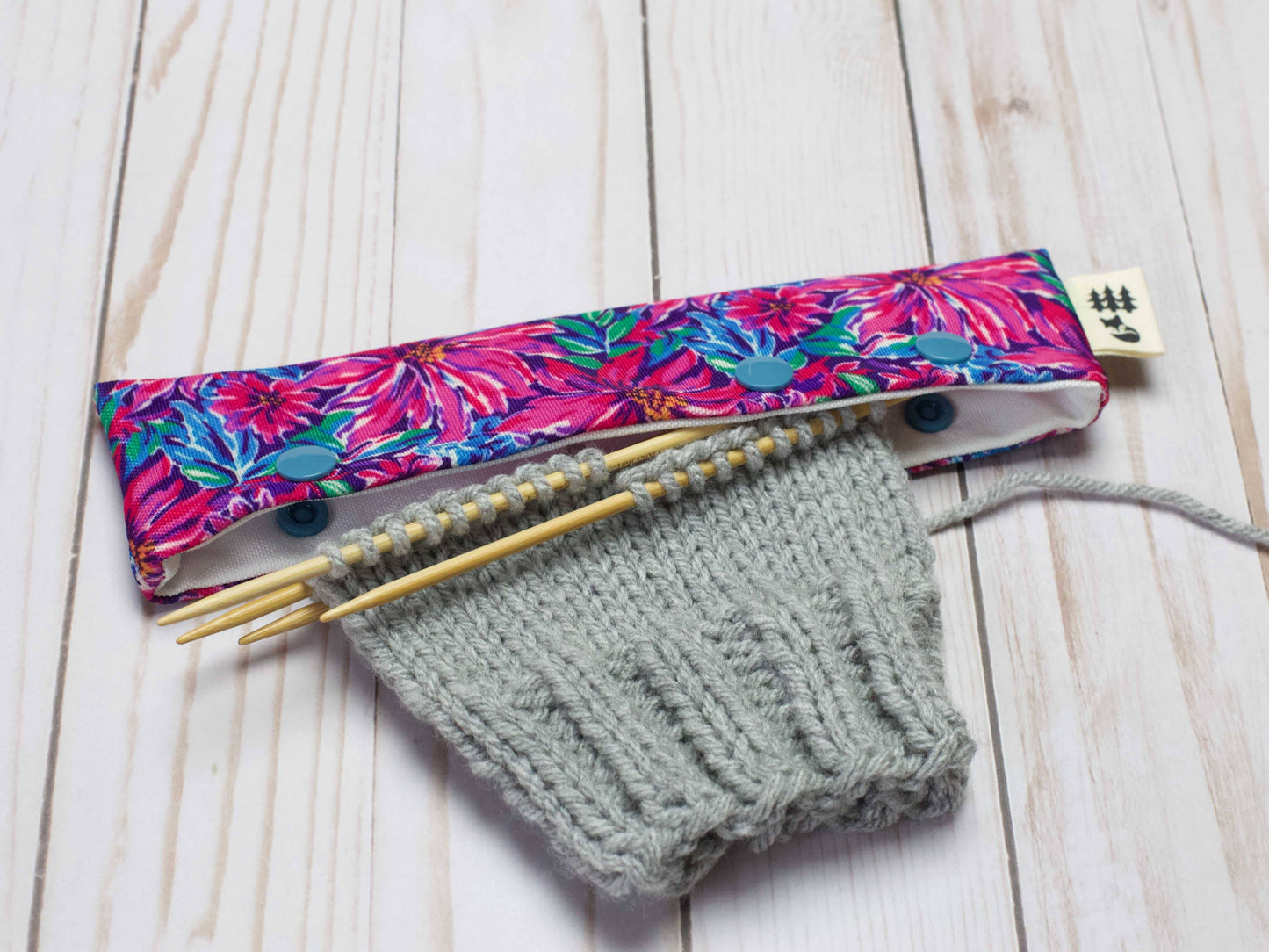 Fox & Pine Stitches Tropical | DPN Holder Needle Holders