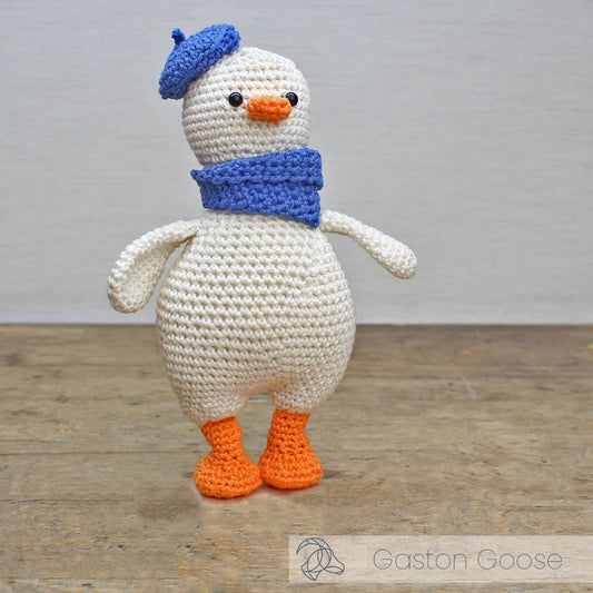 Hardicraft USA DIY Crochet Kit - Gaston Goose Craft Kits