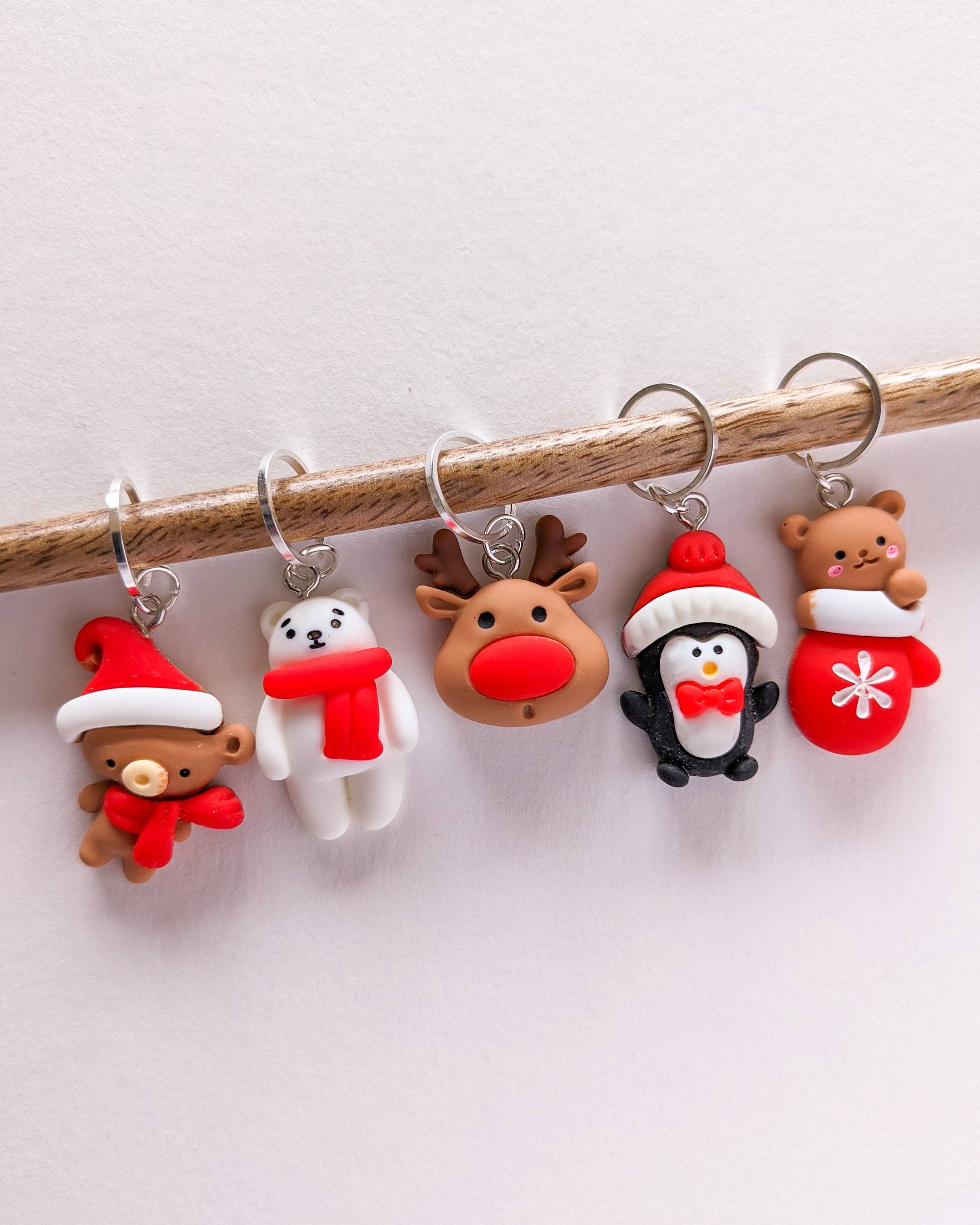 Hello Kim - Kim Chui Christmas #3 - Marker Rings Stitch markers