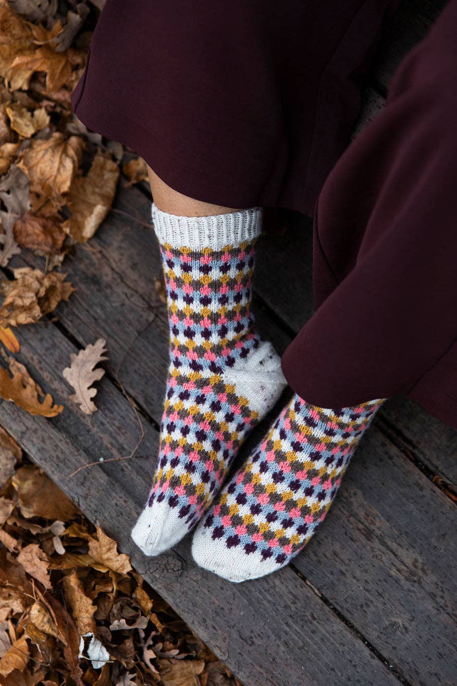 Laine Publishing 52 Weeks of Scrap Yarn: Projects for Crafters Book