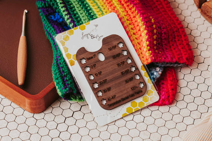 Loops & Bee Walnut (dark wood) Temperature Blanket Color 'Palette'