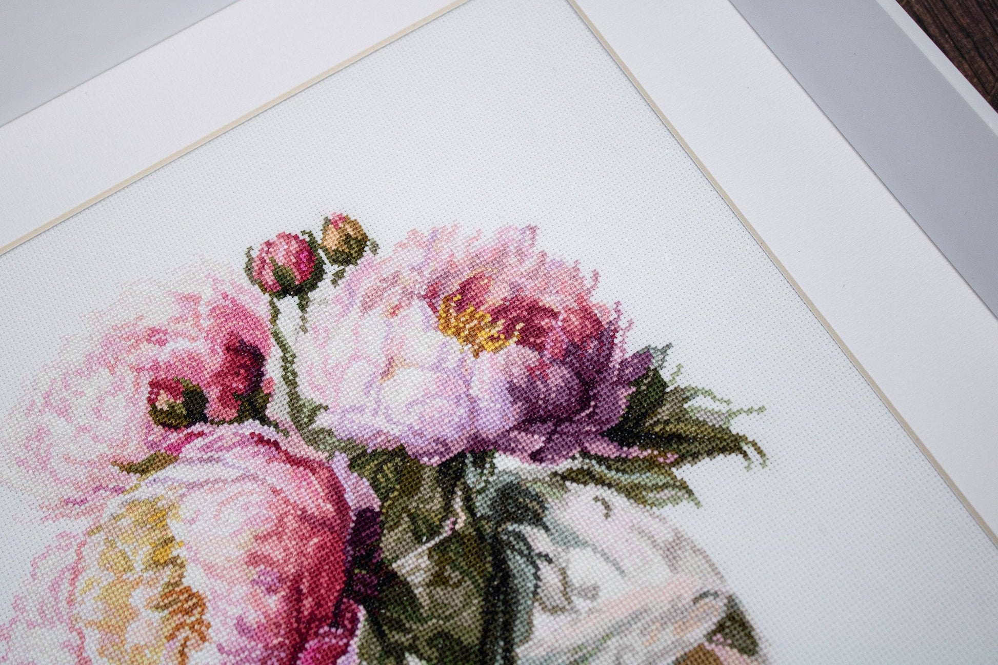 Luca-S Cross Stitch Kit: Bouquet of Peonies, B7028 Cross Stitch Kit