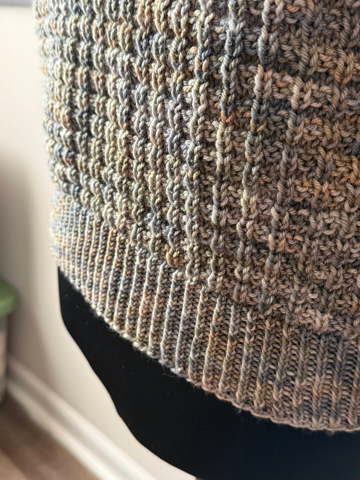 Mountaintop Yarn Archive 001: Textured Pullover - Digital Pattern Patterns