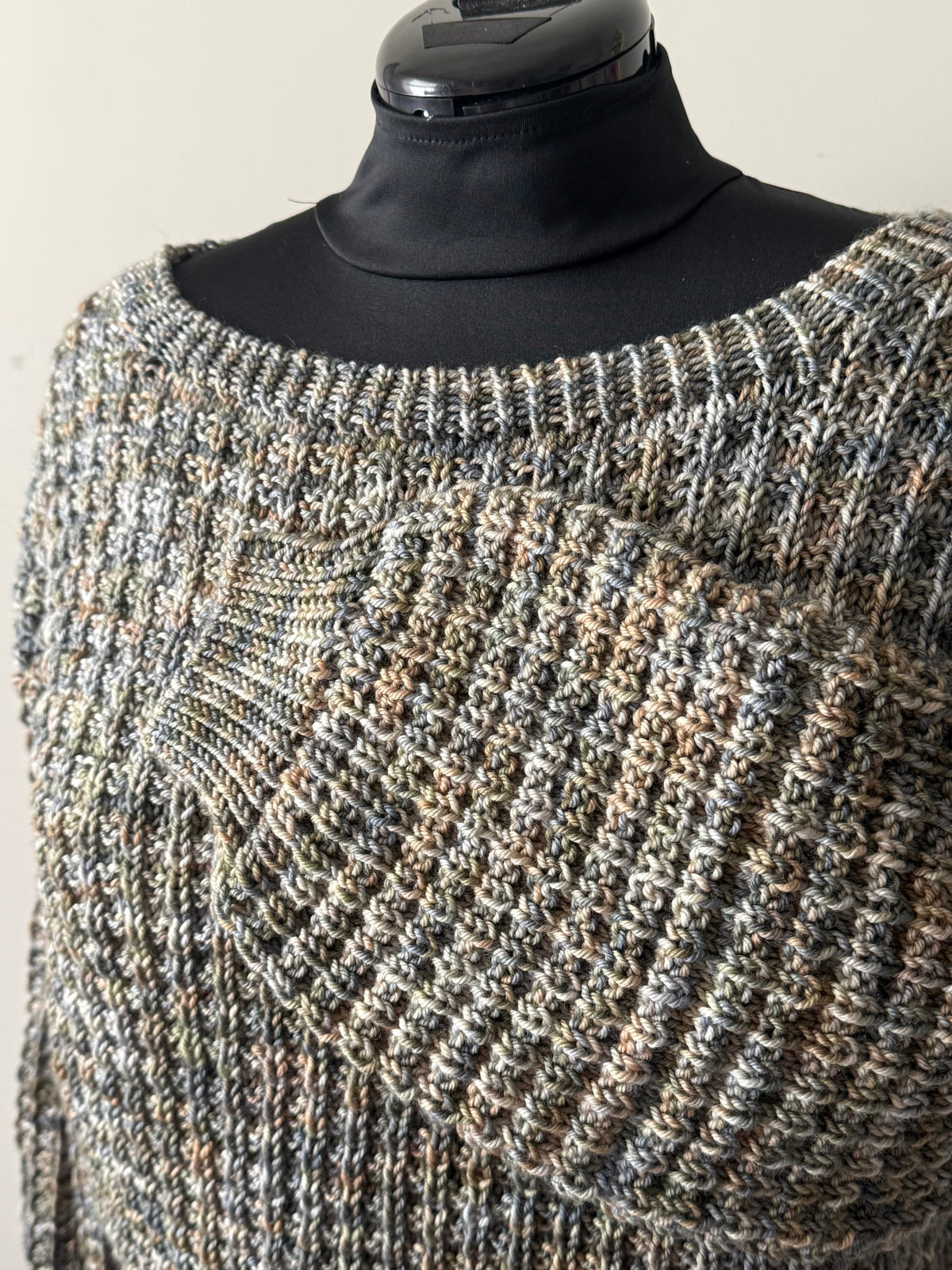Mountaintop Yarn Archive 001: Textured Pullover - Digital Pattern Patterns