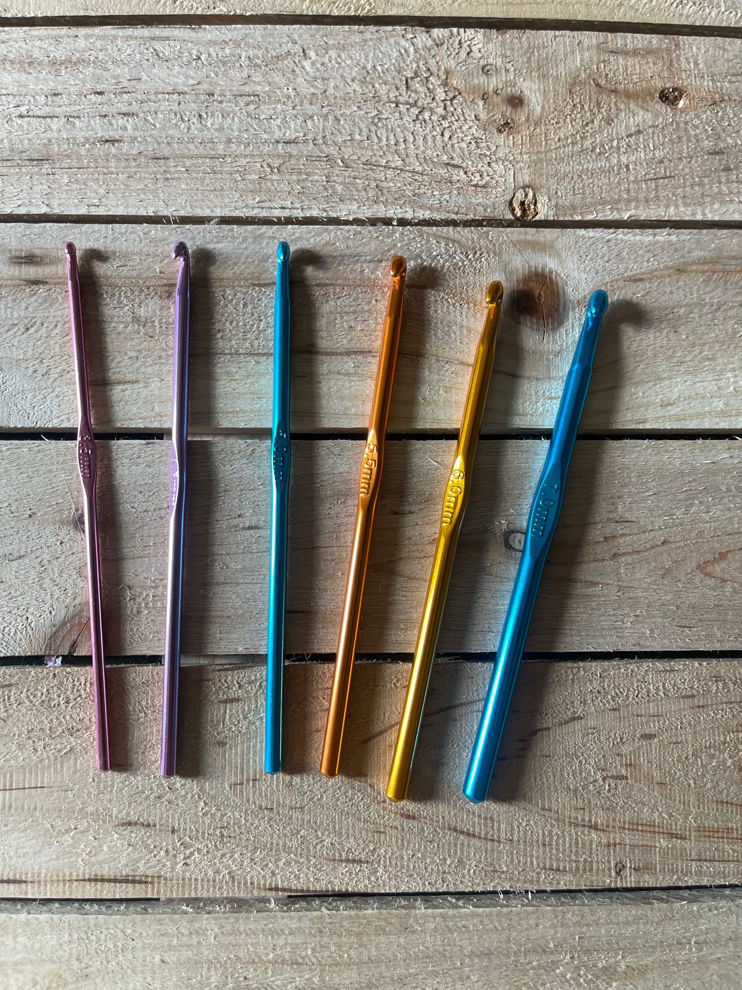 Mountaintop Yarn Beginner’s Crochet Hook Set Crochet Hooks