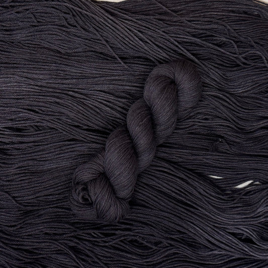 Mountaintop Yarn Charcoal Yarn