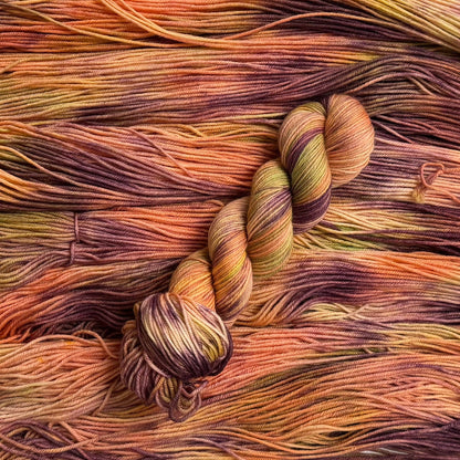Mountaintop Yarn Marshmallow Select DK Heirloom Tomato Yarn