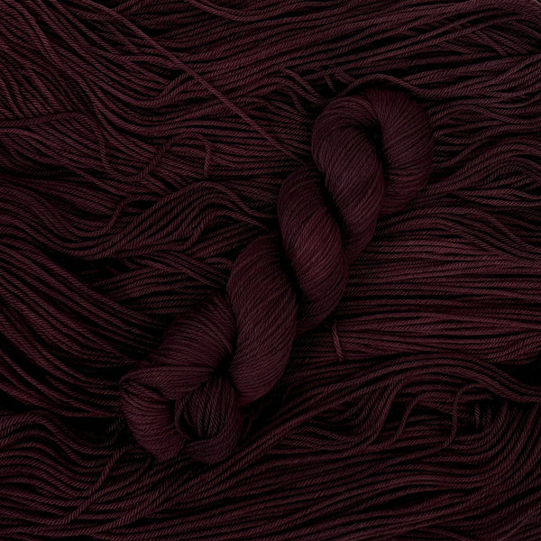Mountaintop Yarn Marshmallow Select Worsted Garnet Yarn