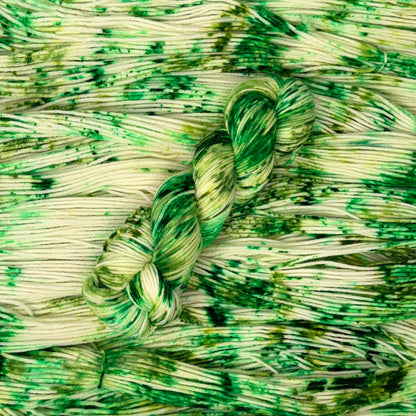 Mountaintop Yarn Marshmallow Worsted Select Lime & Coconut Yarn