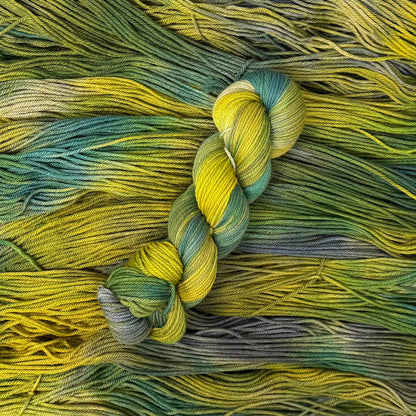 Mountaintop Yarn Marshmallow Worsted Select River Moss Yarn