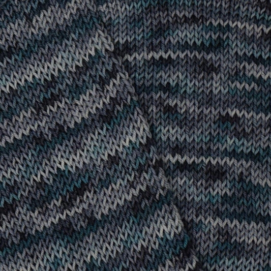 Mountaintop Yarn The Famiiar Yarn