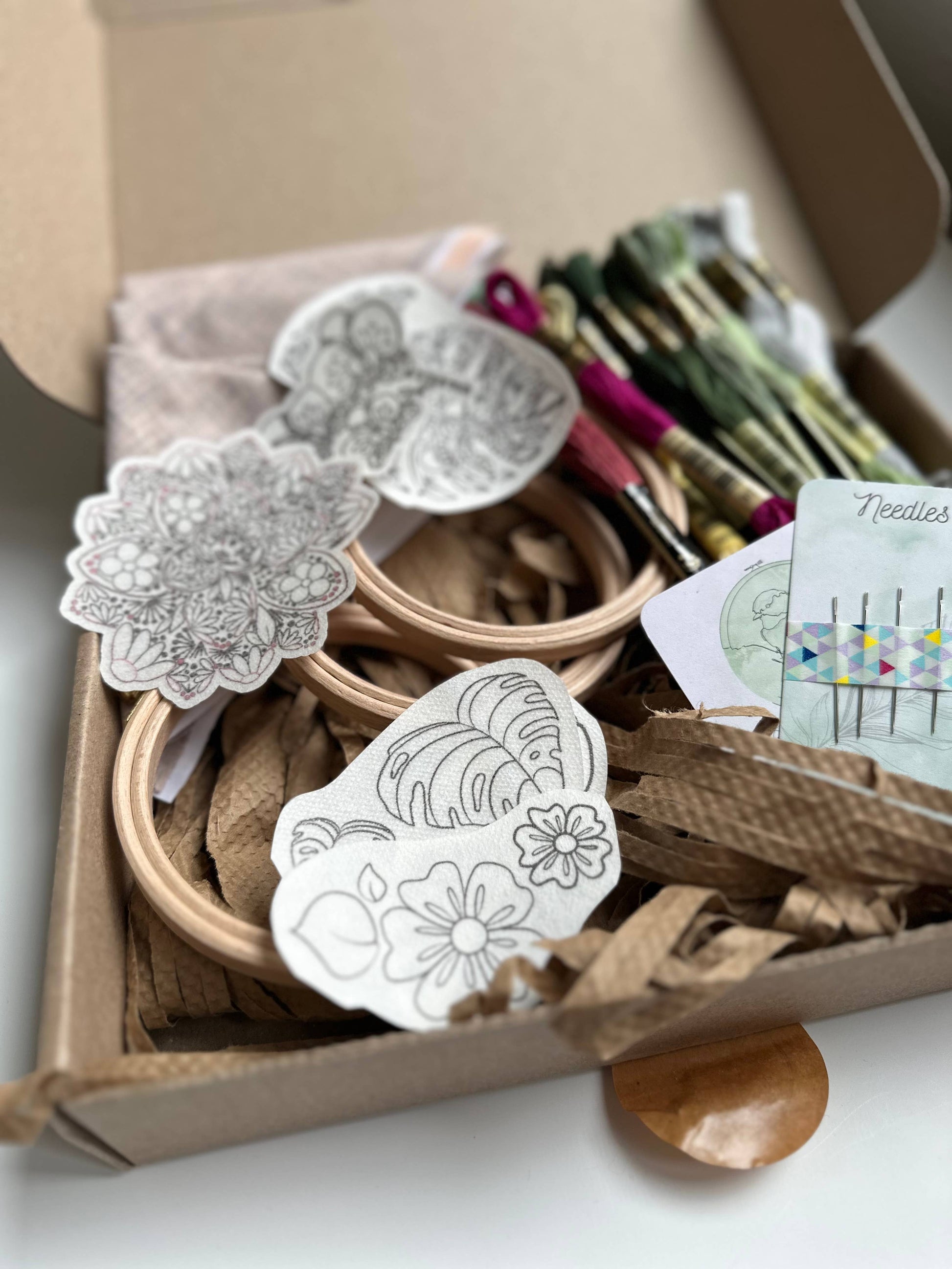 Nest Embirdery Fabulous Flora 3 Mini Kit Bundle Embroidery Kit