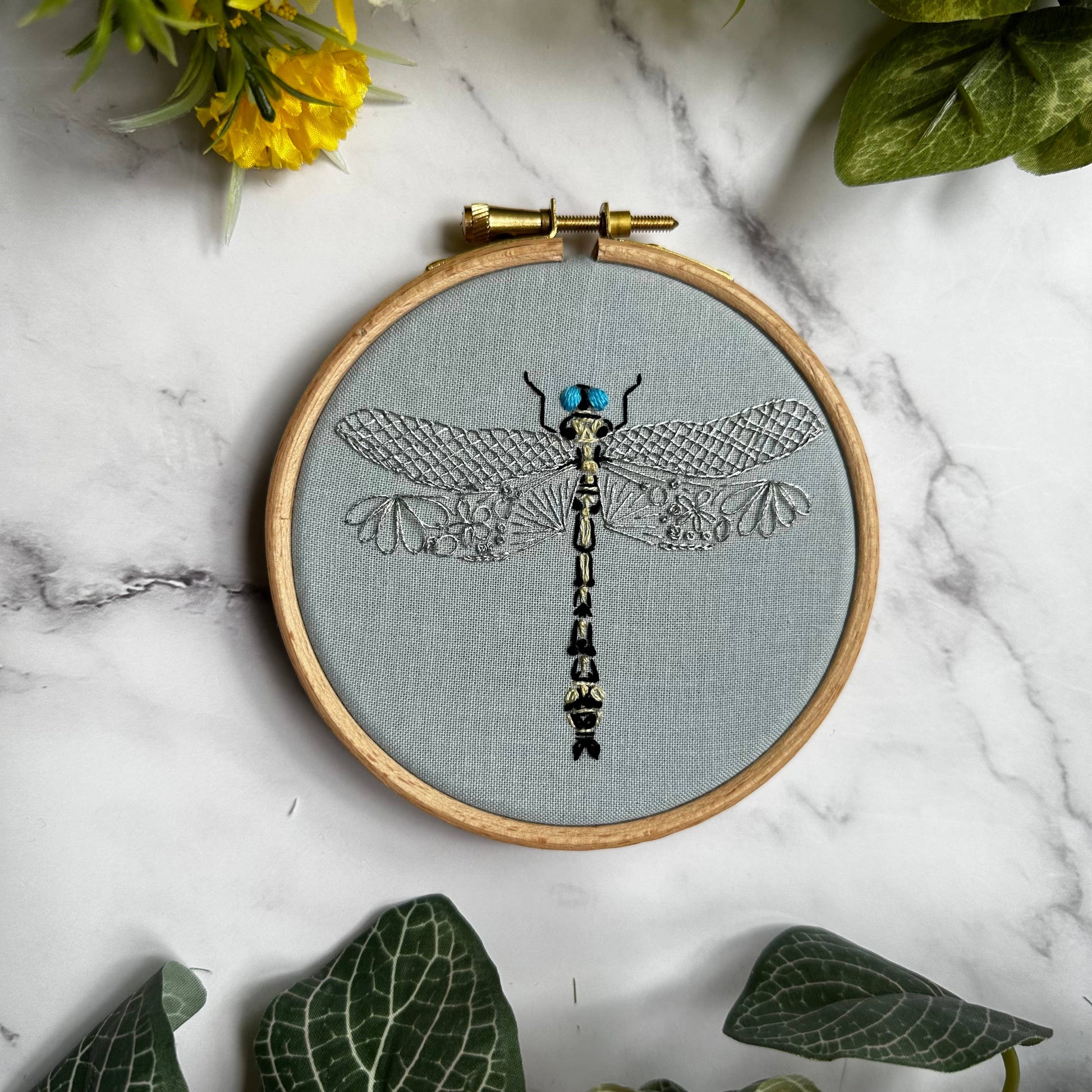 Nest Embirdery Olive Clubtail Dragonfly Mini Kit Embroidery Kit