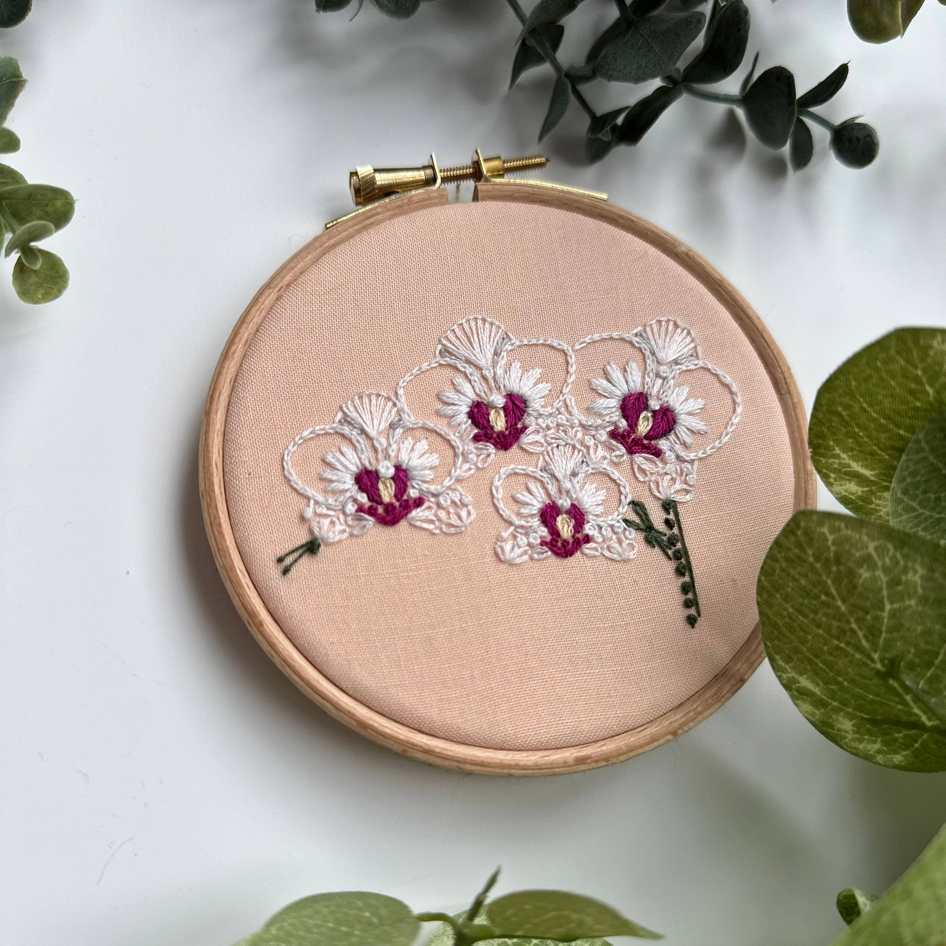 Nest Embirdery Opulent Orchid Mini Kit Embroidery Kit