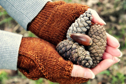 NNK Press Oak Grove Mitts Knitting Pattern Patterns