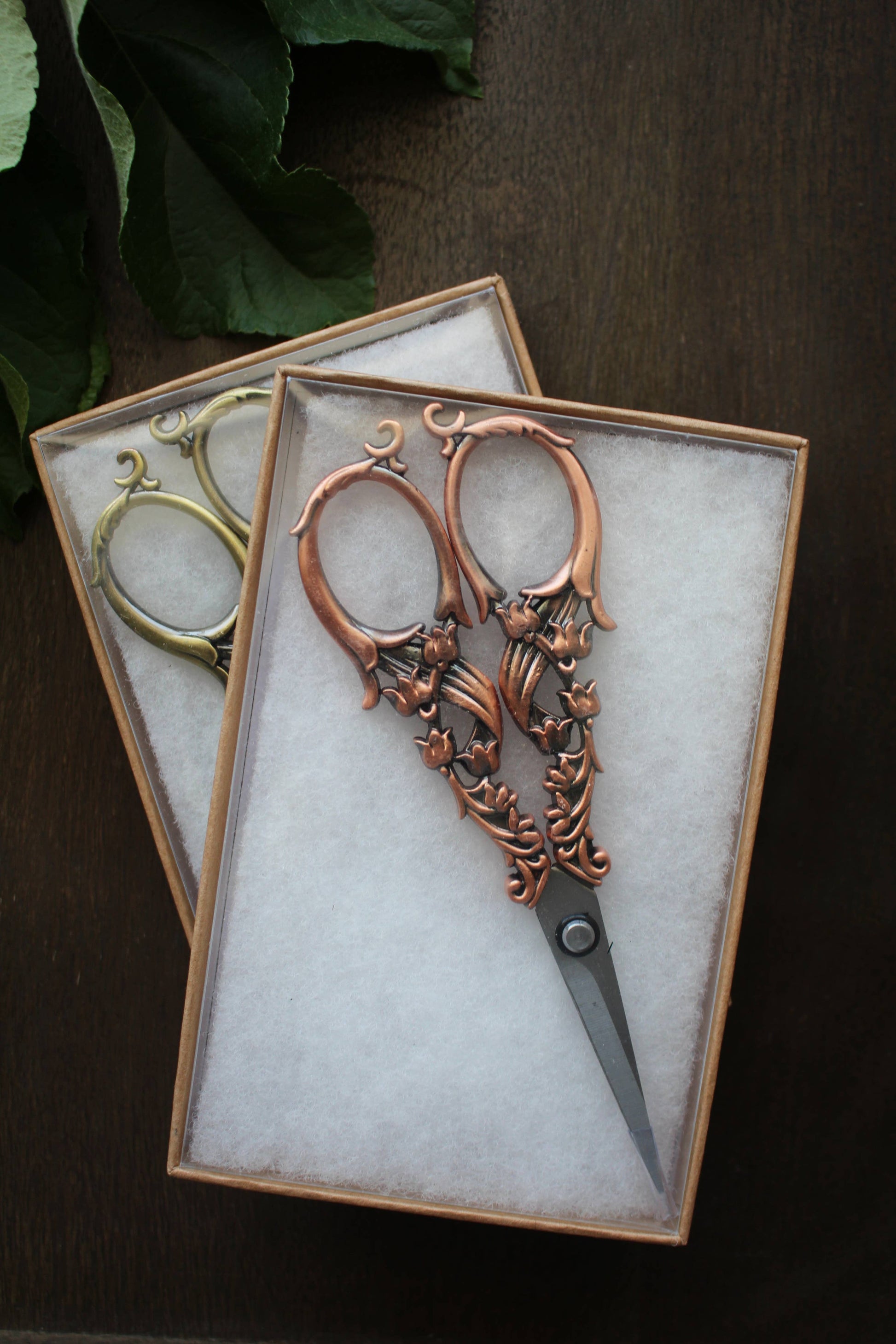 NNK Press Tulip Garden Embroidery Scissors Scissors