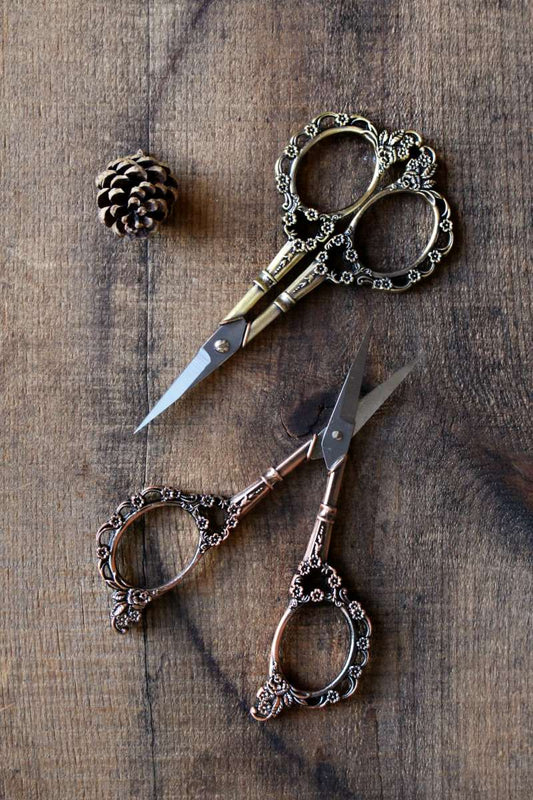 NNK Press Victorian Scrollwork Scissors (Set of 3) Scissors